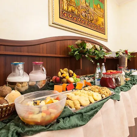 Hotel Touring 2*
